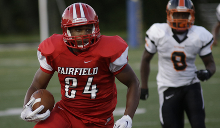 Fairfield running back Kesean Gamble runs the ball.