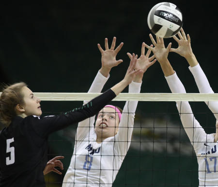 Mount Notre Dame High School Volleyball